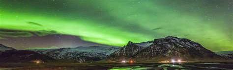 Northern Lights at Lava Centre, live aurora borealis。